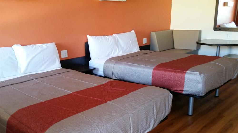 Motel 6-Blue Springs, Mo Eksteriør billede