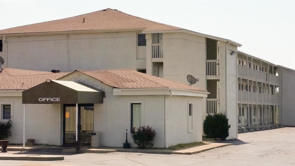 Motel 6-Blue Springs, Mo Eksteriør billede