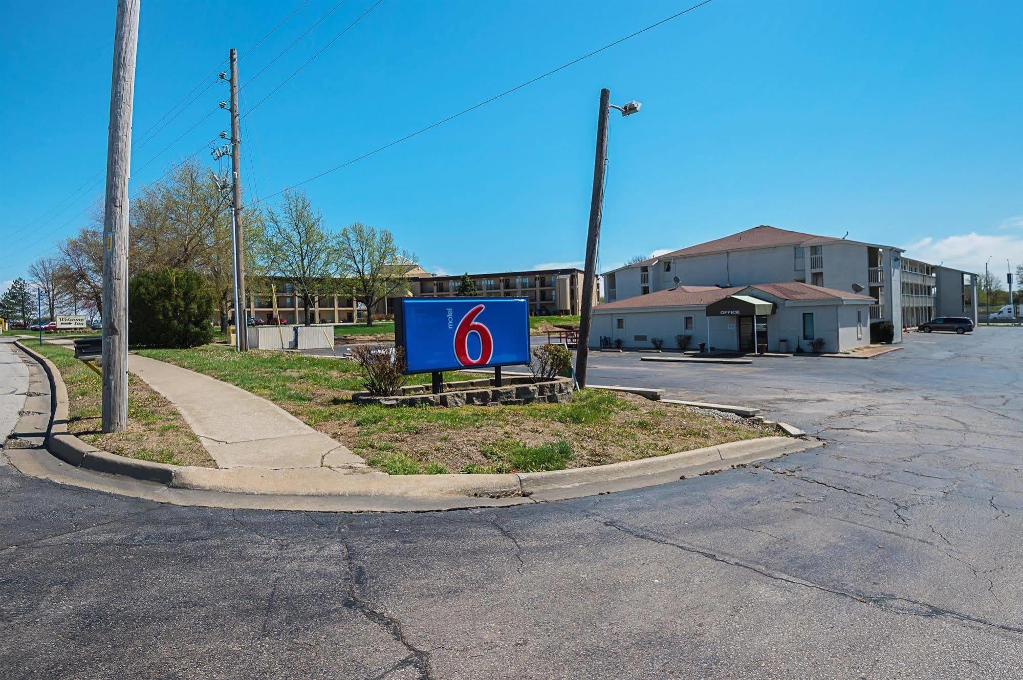 Motel 6-Blue Springs, Mo Eksteriør billede