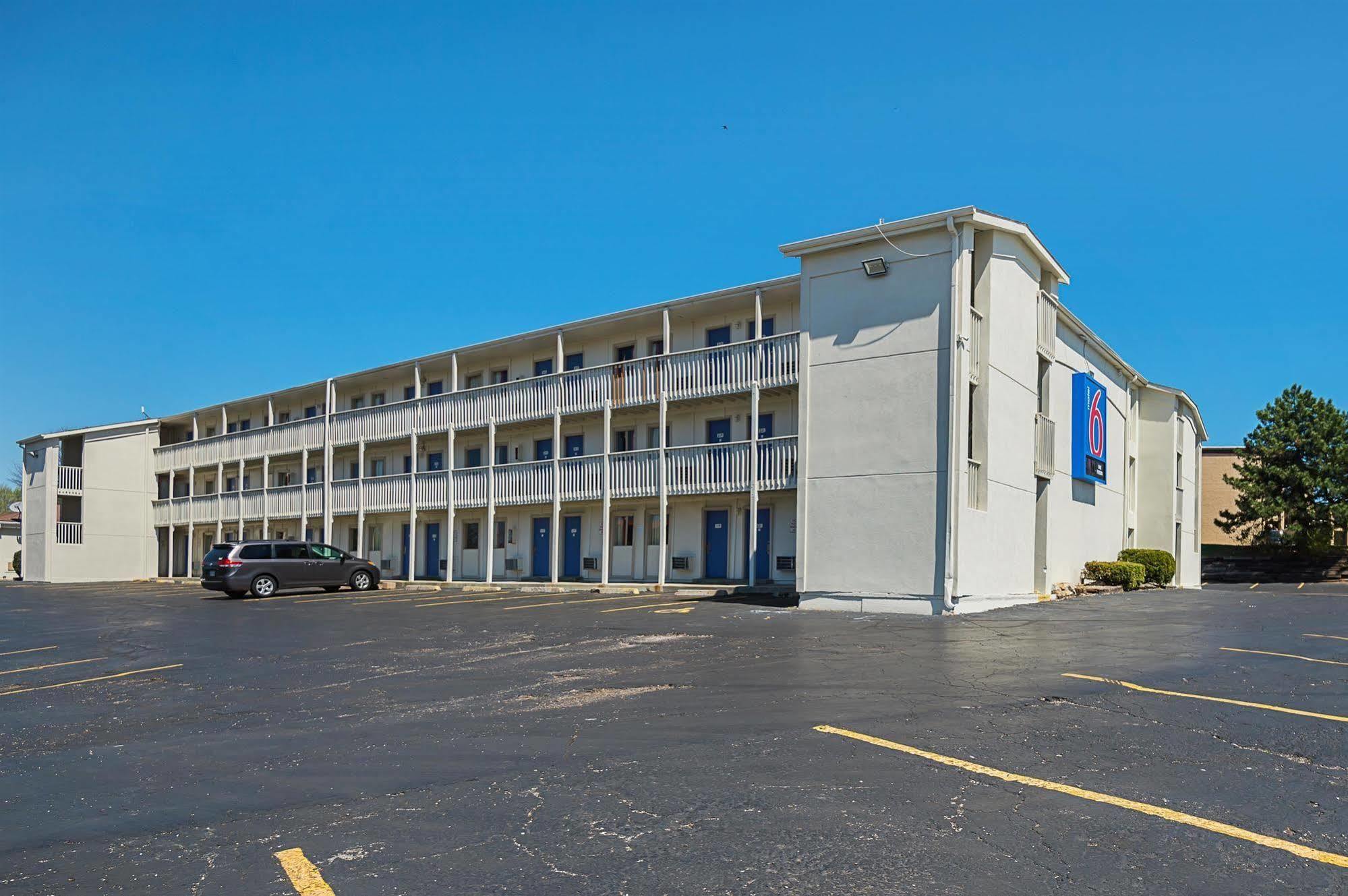 Motel 6-Blue Springs, Mo Eksteriør billede